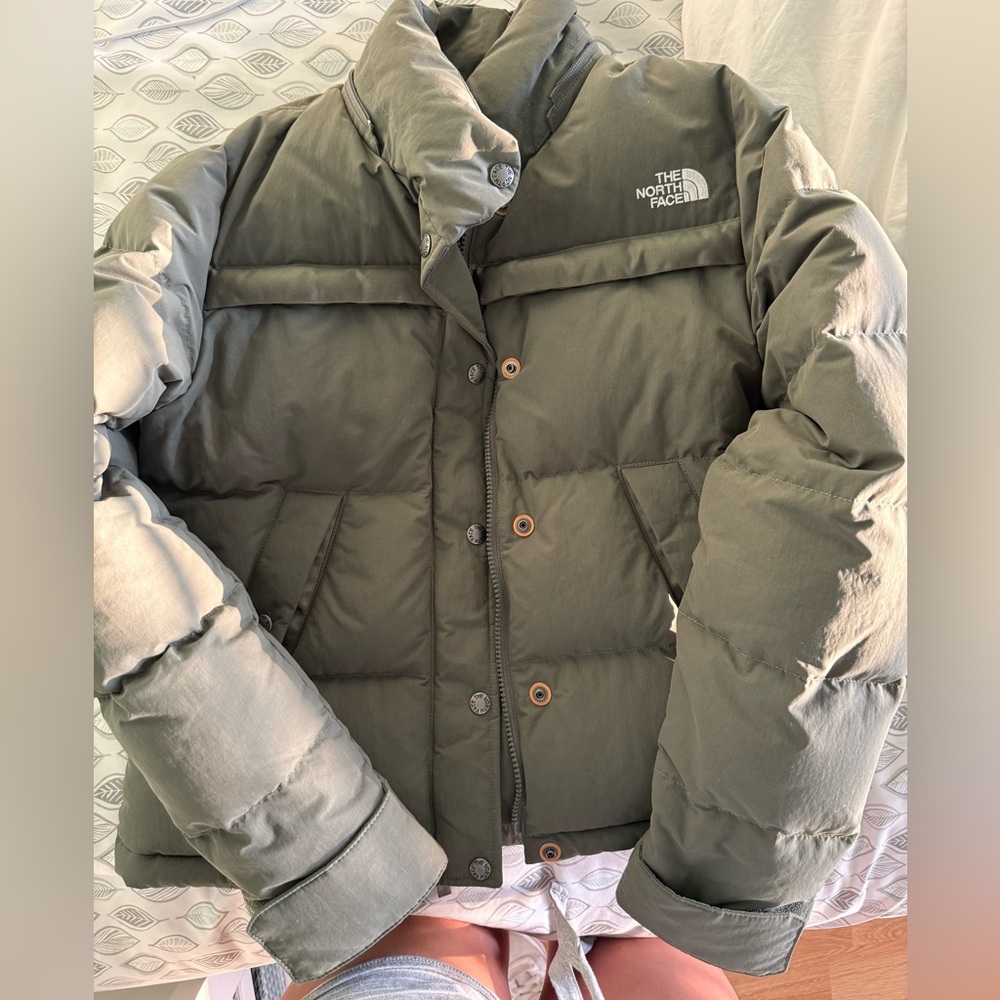 North Face women’s puffer jacket